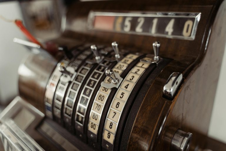 Unlocking Career Opportunities: How to Work at Best Buy and Thrive in the Retail Industry - job